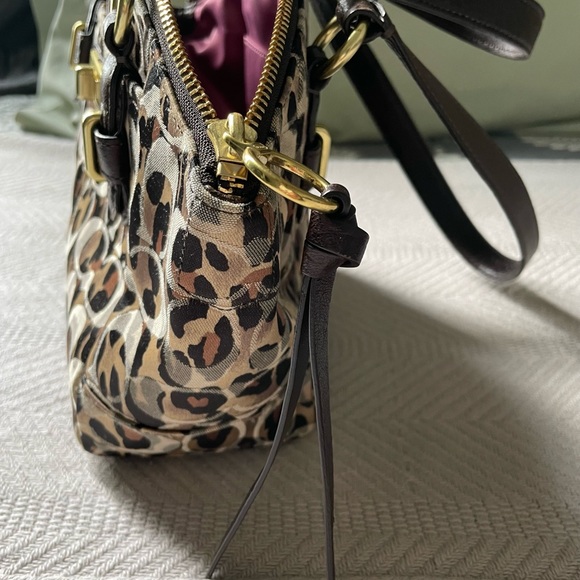 I ♥️this coach bag - Picture 16 of 16